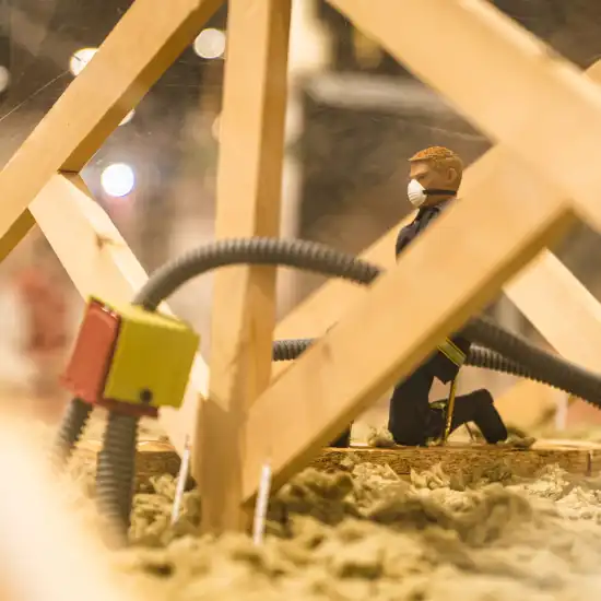 Maquette d'isolation de combles perdus au Salon Habitat Angers 2024