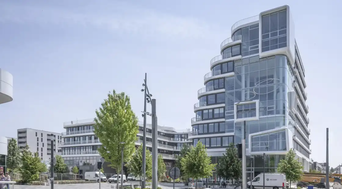 web-angers_-metamorphose-11-juin-2025-dimitri-lamour-_ds25984-25984-retouche-scaled-1-aspect-ratio-720-380